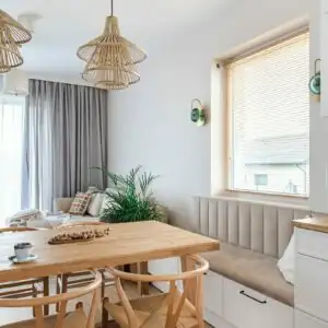 Jak dobrze oświetlić salon?